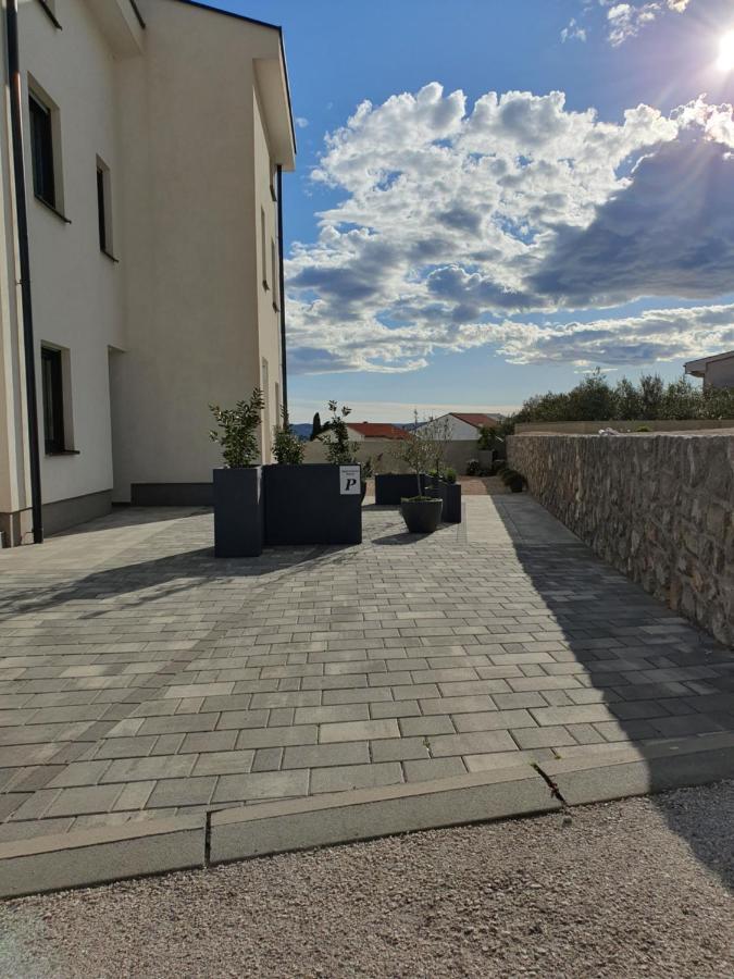 Apartment Sara Krk Town Zewnętrze zdjęcie