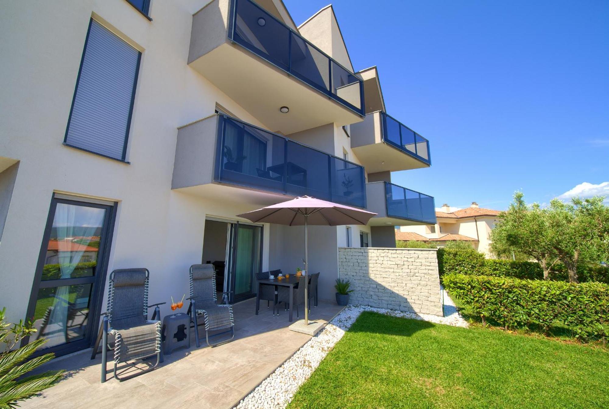Apartment Sara Krk Town Zewnętrze zdjęcie